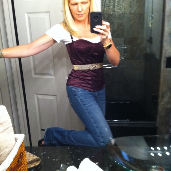 Meet your Posher, Bad Betty - Picture 11 of 16